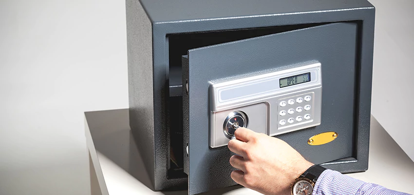 Jewelry Safe Unlocking Service in Streamwood