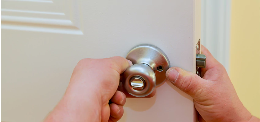 After-hours Locksmith For Lock And Key Installation in Streamwood