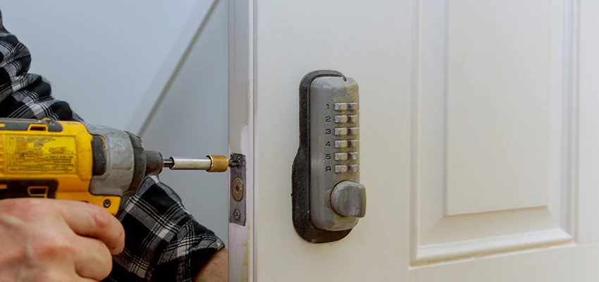 Digital Locks For Home Invasion Prevention in Streamwood