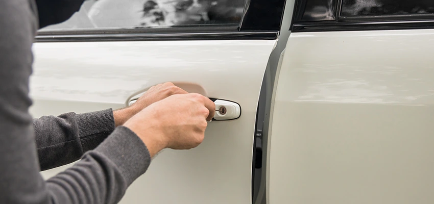 Unlock Car Door Service in Streamwood